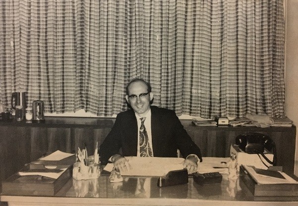 Mr. J.K. Walls, Founding Principal 創校校長