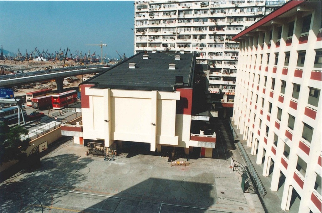 Campus overlooking Victoria Harbour 校園遠眺維港